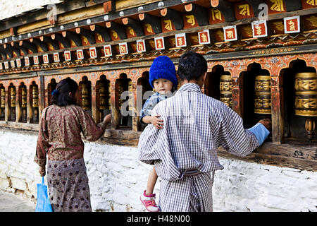 Königreich Bhutan, Gläubige, Gebet Mühlen, Stockfoto