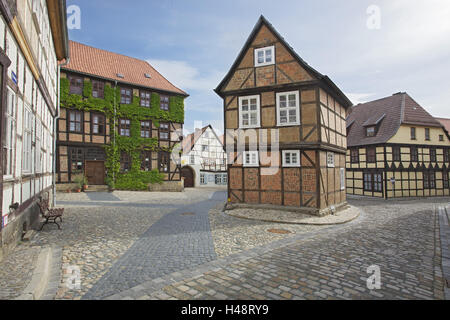 Fachwerkhaus "Am Finkenherd" in der historischen Altstadt Quedlinburg in Sachsen-Anhalt, Stockfoto