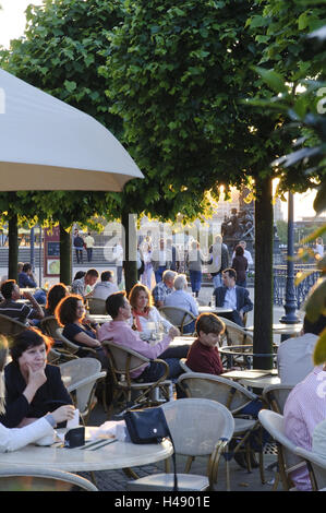 Die Brühlsche Terrasse, Café-Terrasse, Dresden, Sachsen, Deutschland Stockfoto