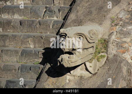 Tempel des Quetzalcoatl, Teotihuacan. Stockfoto