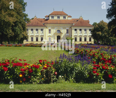 Deutschland, Bayern, Creme Schleien nach Hause, Schloss Wunsch nach Hause, Garten, Oberbayern, Schleien nach Hause, Struktur, Tourismus, Gebäude, Sperre, Architektur, Spätbarock, Fassade, Jagdschloß, Garten Schloss, 1684-88, Ort von Interesse, Stockfoto