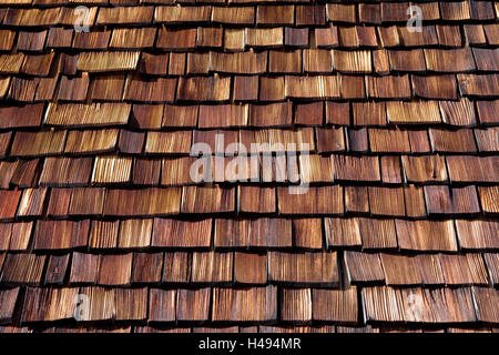 Berghütte, außen, Wand, Holzschindeln, mittlere Nahaufnahme, Detail, Stockfoto