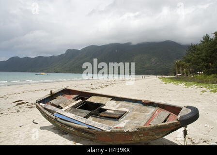 Vietnam, Con Son Inseln, Landschaft, Strand, Boot, Stockfoto