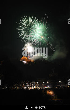 Silvester Eves, Feuerwerk, Uhrturm, Schlossberg, Graz, Steiermark, Österreich, Stockfoto