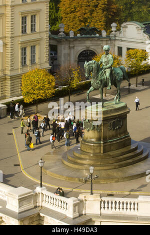 Österreich, Wien, Raum Albertina, bluten Statue der Habsburger Erzherzog Albrecht auf der Albrecht-Rampe vor dem Palais Erzherzog Albrecht, Stockfoto