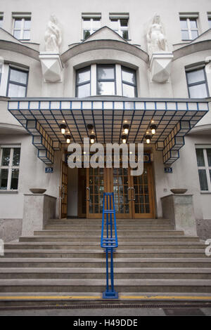 Österreich, Wien, Lieblingsraum Reumann, Amalienbad, Haupteingang, 1923 bis 1926 nach Plänen des Architekten Karl Schmalhofer und Otto Nadel gebaut, Stockfoto