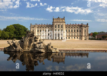 Deutschland, Mecklenburg-Vorpommern, Schloss Ludwigslust, außerhalb, Sperre, gut, Park, Architektur, Kaskade, Reflexion, Gebäude, Becken, niemand, Museum, Tourismus, Ludwigslust, Stockfoto