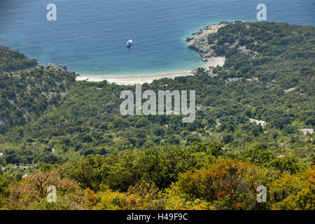 Kroatien, Insel Cres, Lubenice, Blick auf den Strand, Stockfoto