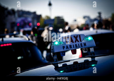 Taxi in Paris, Frankreich Stockfoto
