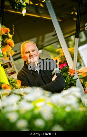 Deutschland, Hamburg, Blumenmarkt, Blumen Stall, Eigentümer, Stockfoto