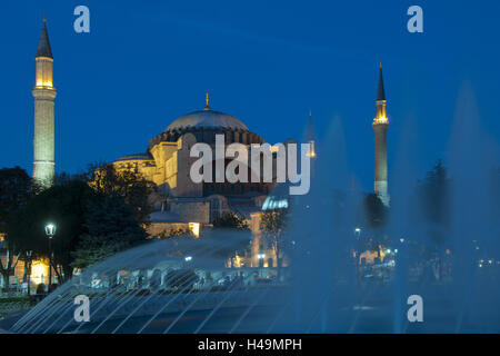 Türkei, Istanbul, Sultanahmet, die Hagia Sophia ist von einer ehemaligen Kirche, spätere Moschee und heute ein Museum, Stockfoto