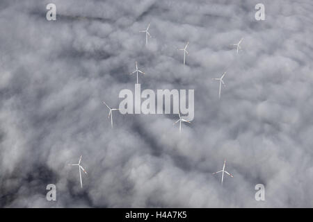 Windkraftanlagen, Boden Nebel, Luftaufnahmen, Windkraftanlagen, gemahlen, Nebel, Nebel, Wolken, grau, Übersicht, Luftbild, Kraftwerk, wind Power, Thüringen, Windkraftwerk, Stockfoto