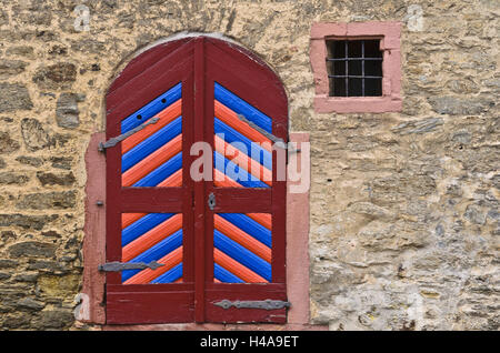 Deutschland, Hessen, Taunus, Fachwerk-der StVZO, Idstein, Haustür auf dem Gelände der ehemaligen Burg Stockfoto