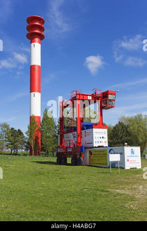 Leuchtturm oberen Feuer Voslapp, Gantry anhebenden LKW, Umschlag Gerät, Deutschland, Niedersachsen, Stockfoto