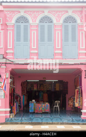 Restaurierte Sino portugiesischen Shophouse in Thalang Road in alte Stadt Phuket, Thailand Stockfoto