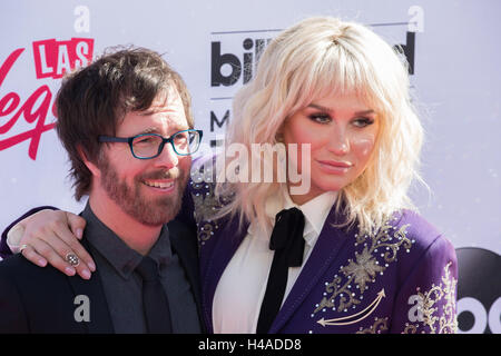 Ben Folds und Kesha besuchen 2016 Billboard Music Awards in der T-Mobile Arena am 22. Mai 2016 in Las Vegas, Nevada, USA Stockfoto