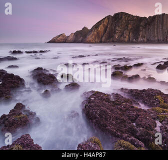 Schwellen Sie bei Playa del Silencio, Costa Verde, Asturien, Spanien, Stockfoto