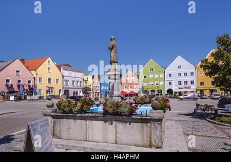 Österreich, Oberösterreich, Innviertel, Obernberg am Inn, Marktplatz, Rokoko-Fassade, Stockfoto