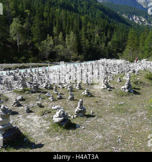 Österreich, Tirol, Karwendeltal, Stein Männlein auf der Isar, Alpen, Berg Region, Karwendel, Isar Ursprung, Fluss, Land, Fluss, Steinen, Steintürme, häuften sich, viele, Fluss Landschaft, Natur, steinernen Turm, Turm Stockfoto