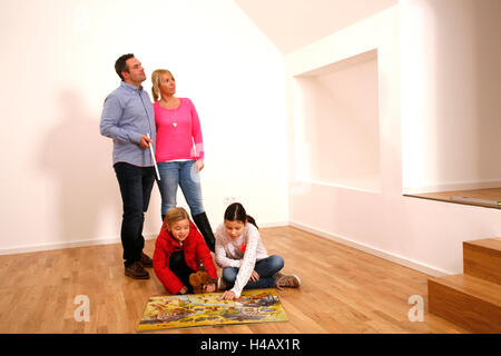 Familie, moderne Wohnung, leer, Innenraum Stockfoto