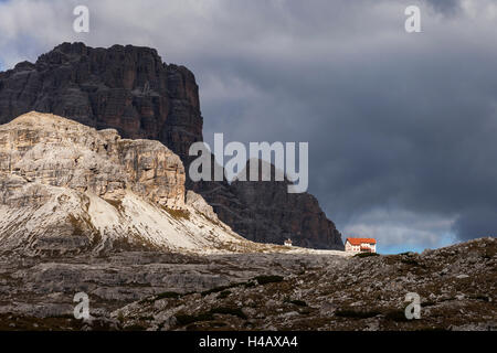 Europa, Italien, Südtirol, Dolomiten, Tre Cime di Lavaredo Hütte Stockfoto