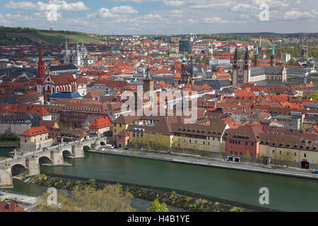 Blick von der Festung Marienberg auf der historischen alten Würzburg, untere Franken, Bayern, Deutschland Stockfoto