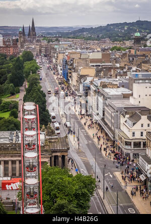 Edinburgh, Schottland - 31. August 2016: Panoramablick auf das Zentrum von Edinburgh an einem bewölkten Tag Stockfoto