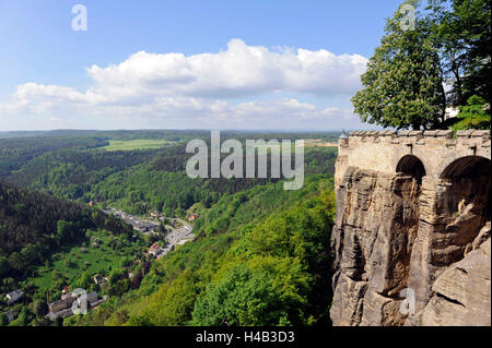 Ansicht des Vorhangs Wand, Festung Königstein, Ausschlitzen, Dungeon, Landschaft, unberührte, Nationalpark Sächsische Schweiz, Elbsandsteingebirge Stockfoto