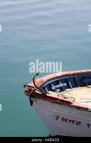 Angelboot/Fischerboot in Roquetas de Mar, Provinz Almeria, Andalusien, Spanien Stockfoto