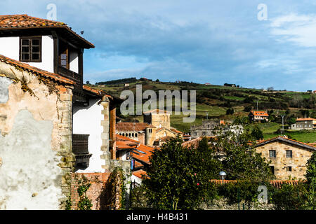 Collegiate Kirche Santa Juliana in Santillana del Mar in Kantabrien, Spanien Stockfoto