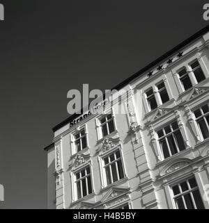 Deutschland, Niedersachsen, Insel Borkum, Strandhotel, Fassade, Detail, s/w, Stockfoto