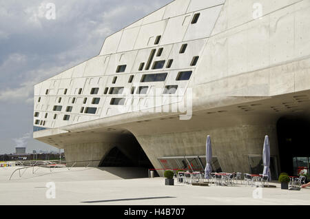 Deutschland, Niedersachsen, Wolfsburg, Phaeno, Wissenschaftsmuseum, Stockfoto