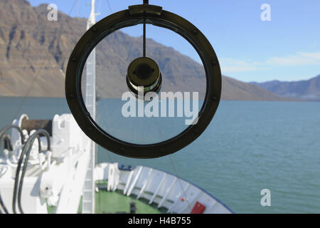 Brücke am Expeditionsschiff, Romer Fjord, Grönland, Arktis, Stockfoto