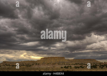 Monsun Gewitter westlich der Ojito Wildnis, New Mexico, USA. Stockfoto