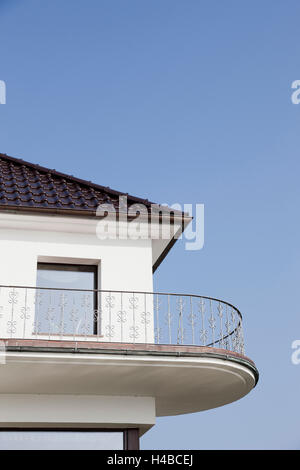 Balkon in einem Haus Stockfoto