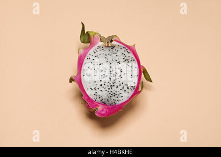 Die Hälfte der eine Pitahaya, Stockfoto