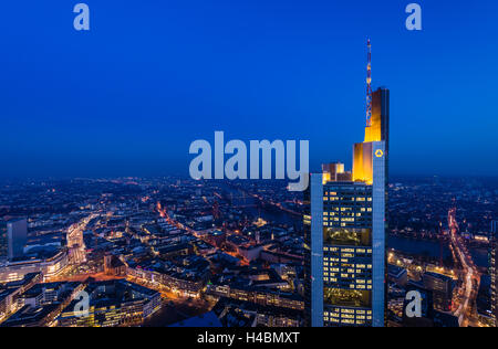 Deutschland, Hessen, Rhein Main, Frankfurt Am Main, Stadtzentrum, Zeil, Commerzbank-Tower, Blick vom Main Tower Stockfoto