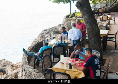 Die Dominikanische Republik, Santo Domingo, El Malecon (Avenida George Washington), Restaurant Parillada Malecon 7 Stockfoto