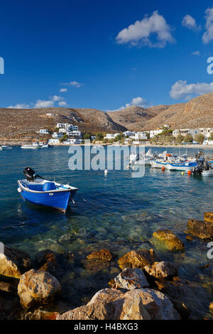 Karavostasis Dorf auf Folegandros Inseln in den frühen Morgenstunden. Stockfoto