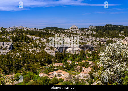 Frankreich, Provence, Bouches-du-Rhône, Les Baux-de-Provence, Blick von der Oberstadt Stockfoto