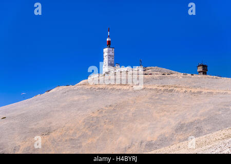 Frankreich, Provence, Vaucluse, MalaucÞne, Mont Ventoux, Gipfel mit Sendestation Stockfoto