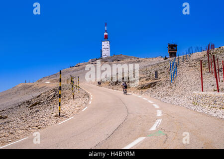 Frankreich, Provence, Vaucluse, MalaucÞne, Mont Ventoux, Gipfel mit Sendestation Stockfoto