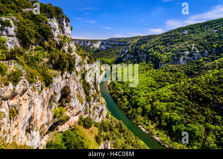 Frankreich, Rhône-Alpes, ArdÞche, Vallon-Pont-d ' Arc, Gorges de l'ArdÞche, BelvédÞre De La Cathédrale Stockfoto