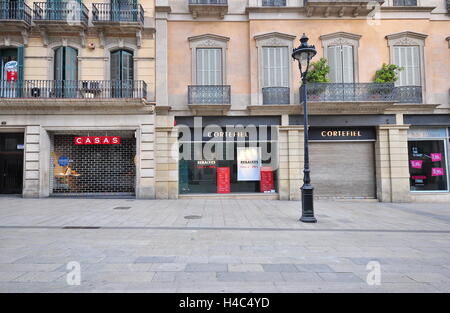 BARCELONA - Februar 1: Ansicht der Rambla Einkaufsstraße, Barcelona am 1. Februar 2015. Barcelona ist die Hauptstadt von Katalonien und Stockfoto