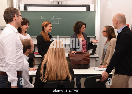 Eltern, Lehrer, Schule, Elternabend Stockfoto