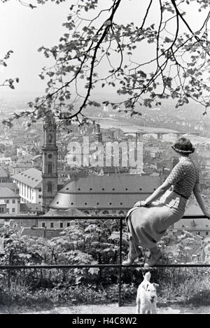 Ein Ausflug Nach Heidelberg, 1930er Jahre Deutsches Reich. Ein Ausflug nach Heidelberg, Deutschland der 1930er Jahre Stockfoto