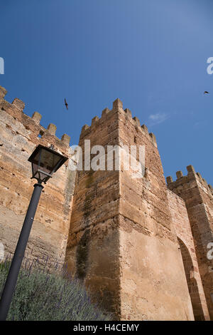 Burg in Baños De La Encina, Provinz Jaén, Andalusien, Spanien Stockfoto