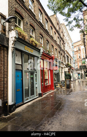 Geschäfte auf Lambs Conduit Passage in London Bloomsbury Bereich Stockfoto