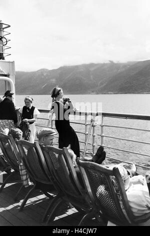 Eine Kreuzfahrt Nach Norwegen, 1930er Jahre Deutsches Reich. Eine Kreuzfahrt nach Norwegen, Deutschland, 1930er Jahre Stockfoto