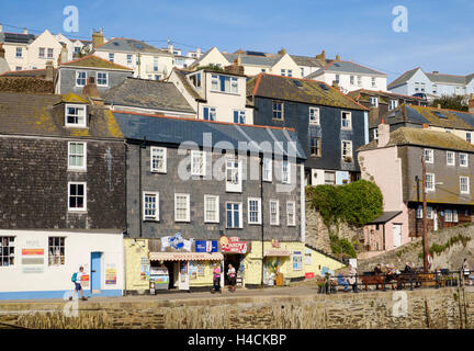 Cornwall UK. Mevagissey-Schläuche im Hafen, Cornwall, England, UK Stockfoto